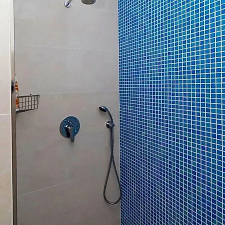 Boas-vindas Hostel Αλμπουφέιρα